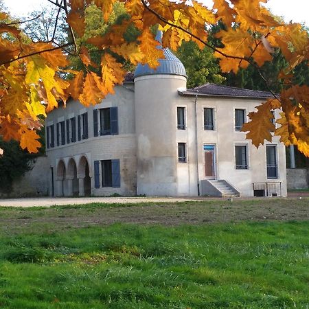 Lodge Hotel De Sommedieue Verdun Εξωτερικό φωτογραφία