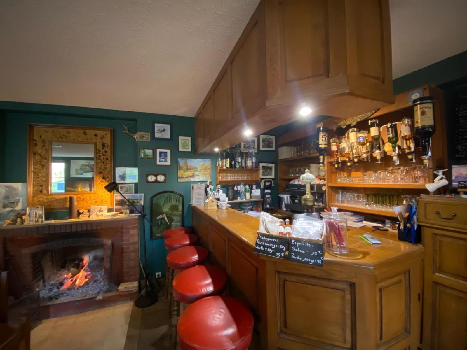 Lodge Hotel De Sommedieue Verdun Εξωτερικό φωτογραφία