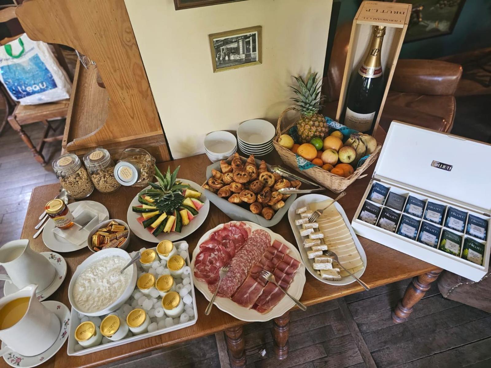 Lodge Hotel De Sommedieue Verdun Εξωτερικό φωτογραφία