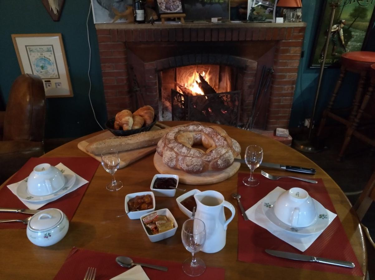 Lodge Hotel De Sommedieue Verdun Εξωτερικό φωτογραφία